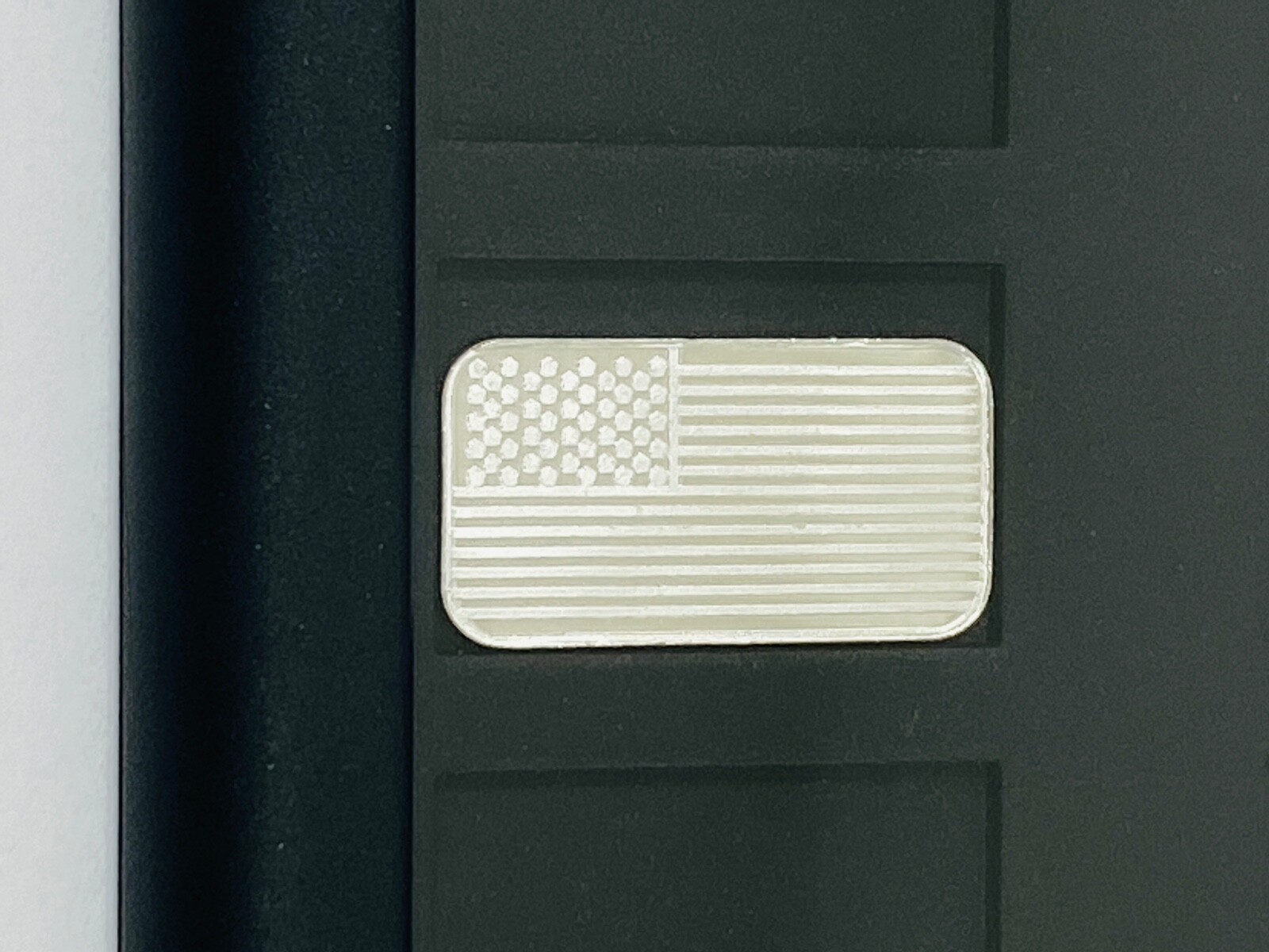 Element Card Wallet 1g American Flag 999 Silver Bars Holds Bullion By Valcambi