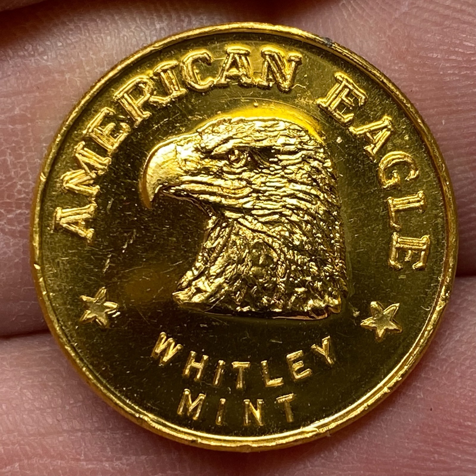 AMERICAN EAGLE WHITLEY MINT 1/2 OZ EAGLE .999 FINE GOLD ROUND