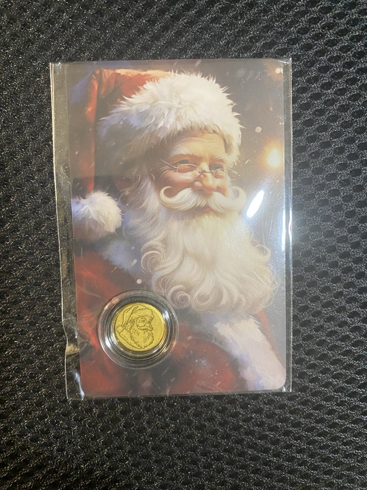 2025 Santa Claus 1/1000 999 Fine Gold Round in Card COA
