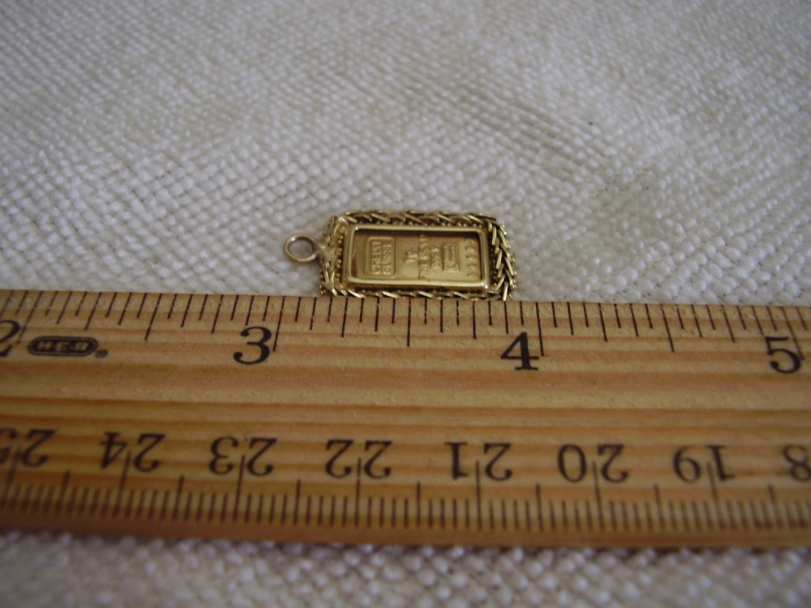 ONE GRAM 14K GOLD BAR PENDANT IN A 14K GOLD FRAME NOT SCRAP 3.0 GRAMS