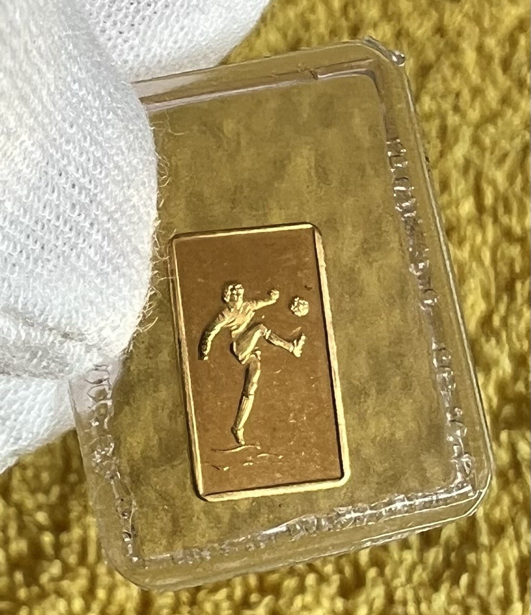 Vintage PAMP Suisse 1 Gram Soccer / Football player 24K Gold Bar – Free Ship!