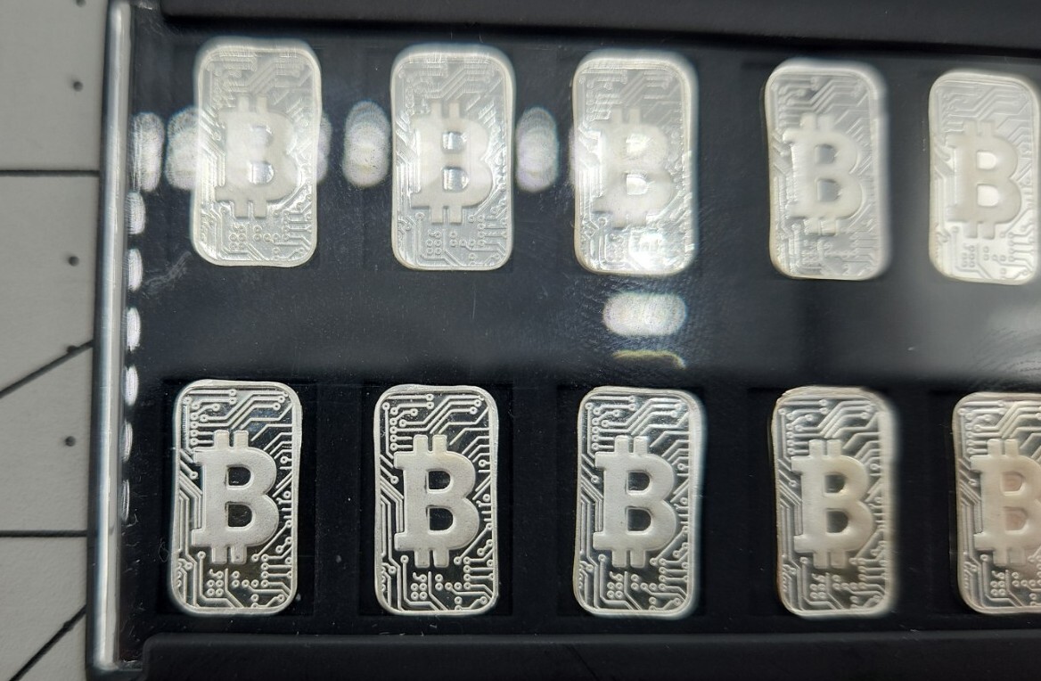 Element Card Twelve 1g Bitcoin 999 Fine Silver Ingots With Holder