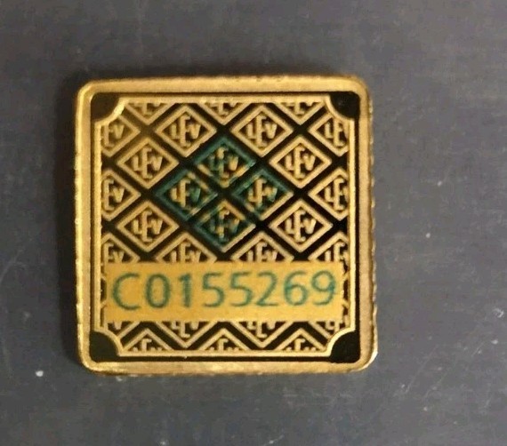 Geiger Gold 1 gram .999 Loose Bar (stock photo)