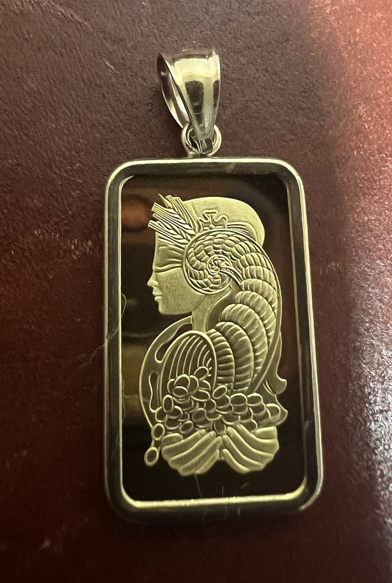 10 G. 999.9 GOLD PAMP LADY FORTUNA VERISCAN™ BAR & FREE WITH PURCHASE 14K BEZEL!