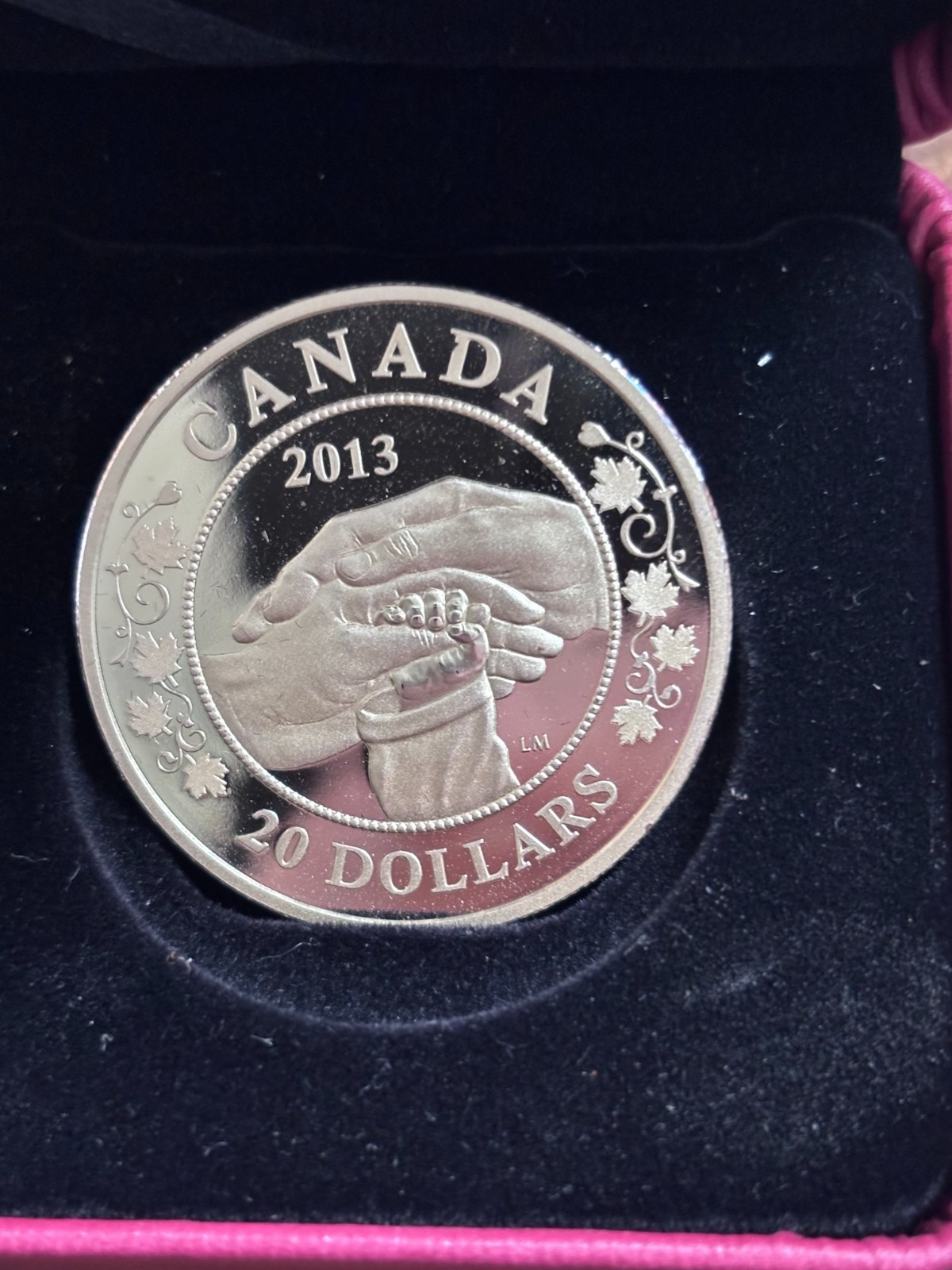 SILVER,1 OZ,CANADA,$20, BIRTH ROYAL INFANT,Three hands