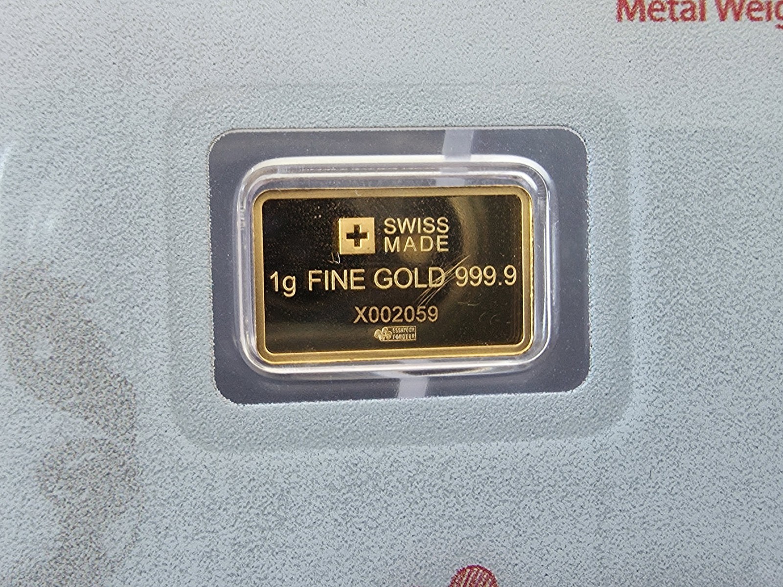 PAMP Suisse Bernese Mountain Dog 1g Gold Bar Red Series Switzerland Goldbarren