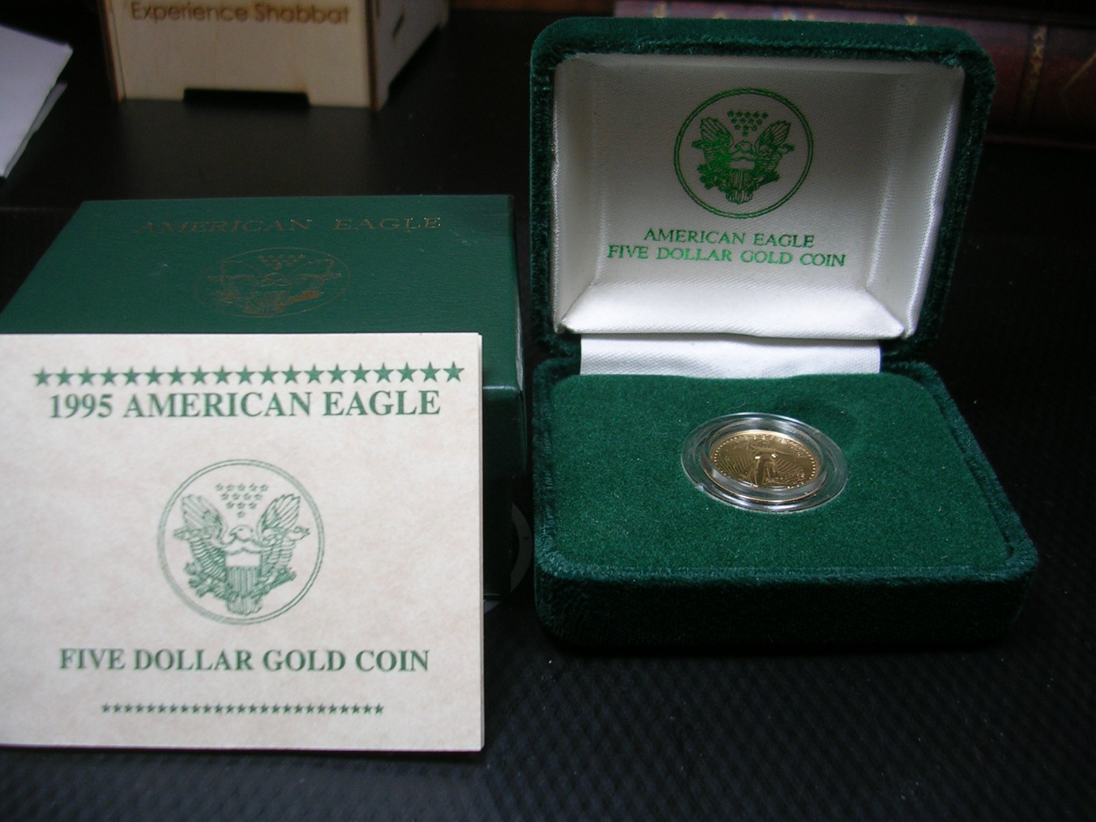 1995 Gold 1/10 oz Uncirculated UNC Eagle $5 Box and Coa
