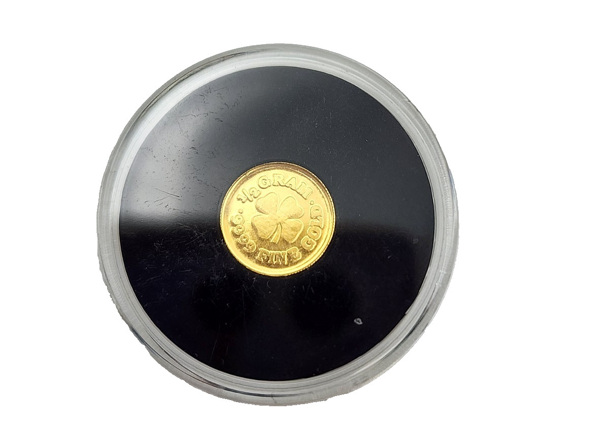 1/2 gram .9999 fine Gold Round- 4 Leaf Clover- New in capsule