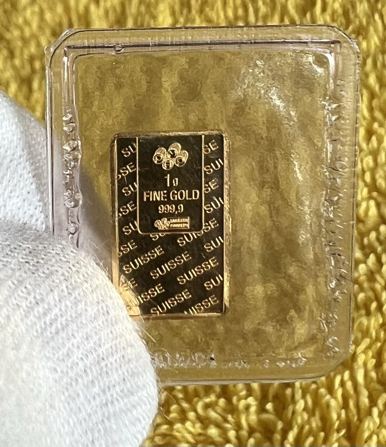 Vintage PAMP Suisse 1 Gram Soccer / Football player 24K Gold Bar – Free Ship!