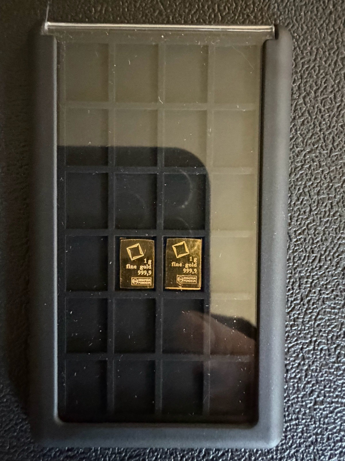 2 x 1 grams 999.9 Fine Gold Bars With Silicone Wallet – Valcambi Suisse Bullion