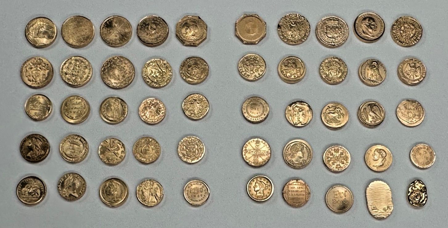 Set 50 Diff Solid 14K Gold World Mini Coins Franklin Mint 1981 25 + Grams RARE