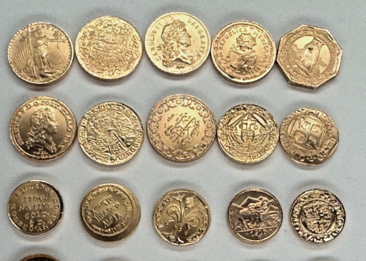 Set 50 Diff Solid 14K Gold World Mini Coins Franklin Mint 1981 25 + Grams RARE
