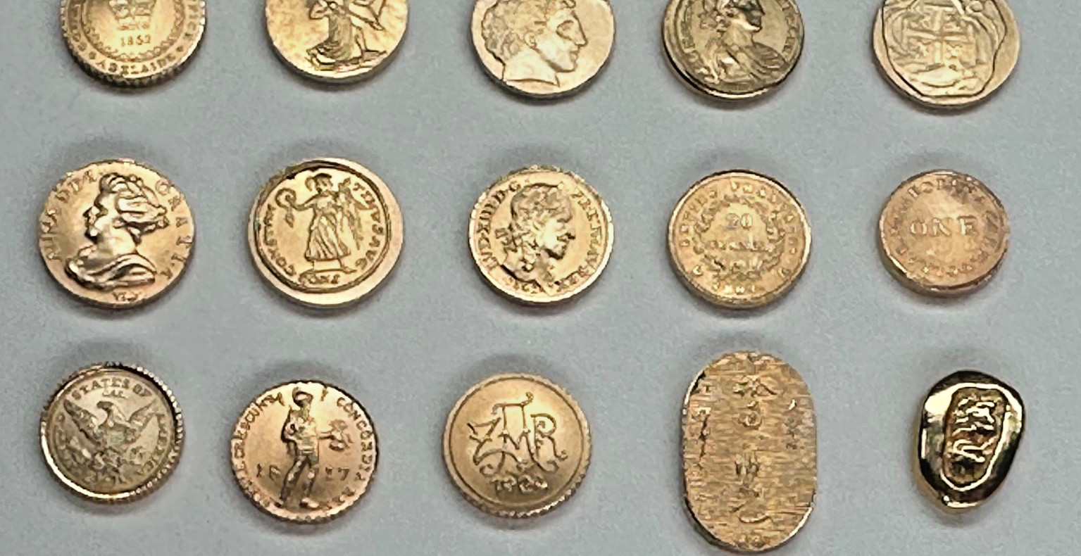Set 50 Diff Solid 14K Gold World Mini Coins Franklin Mint 1981 25 + Grams RARE