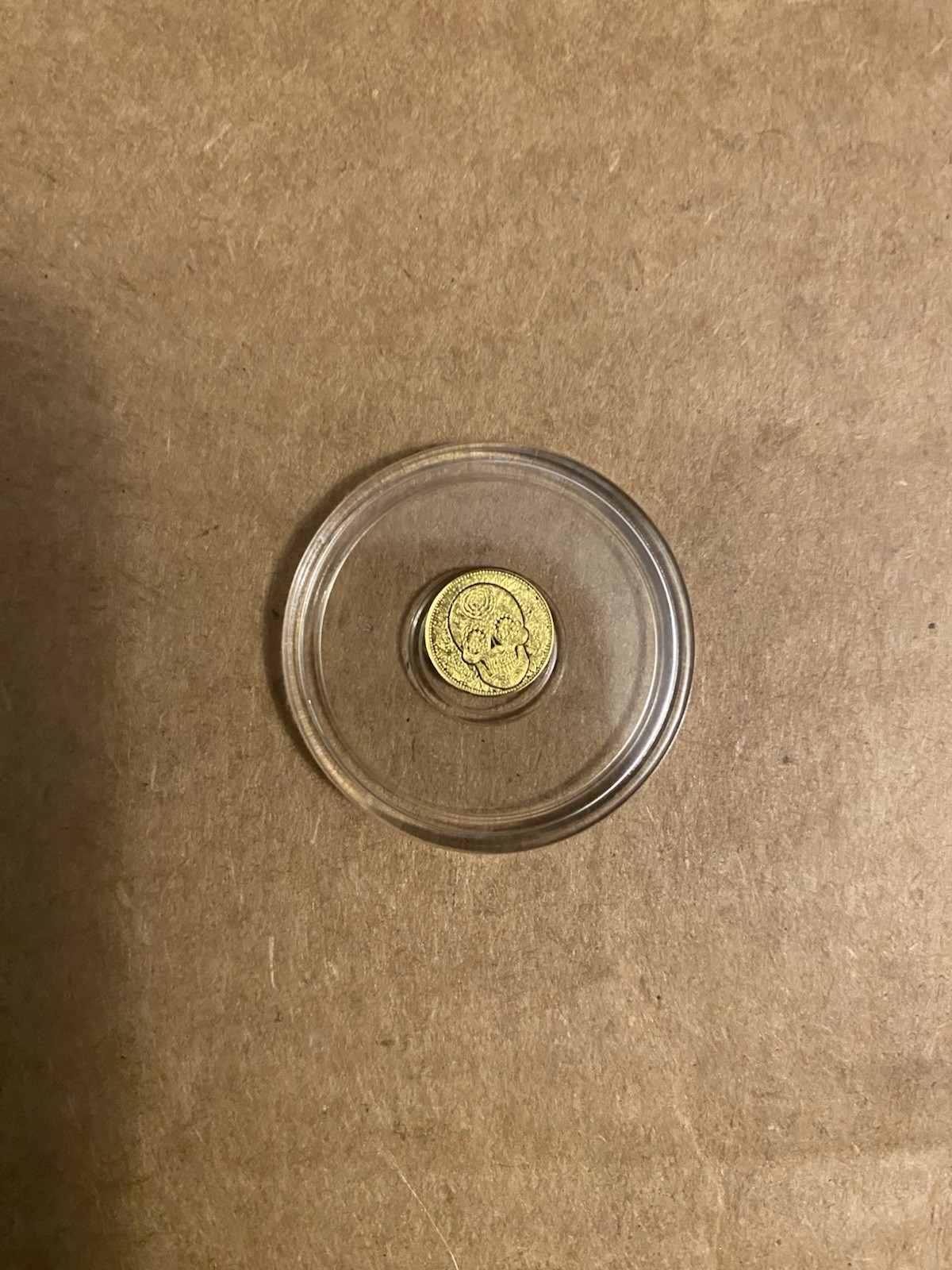 1/200th oz Gold .999 Fine Round Monarch Day Of The Dead Rose Skull In Capsule