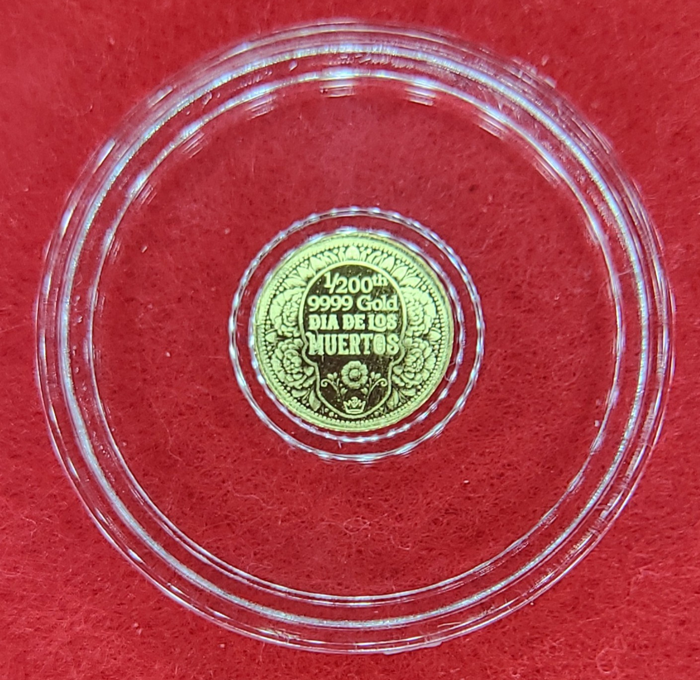 Monarch Precious Metals 1/200 oz Sugar Skull .9999 Gold Round – Day Of The Dead