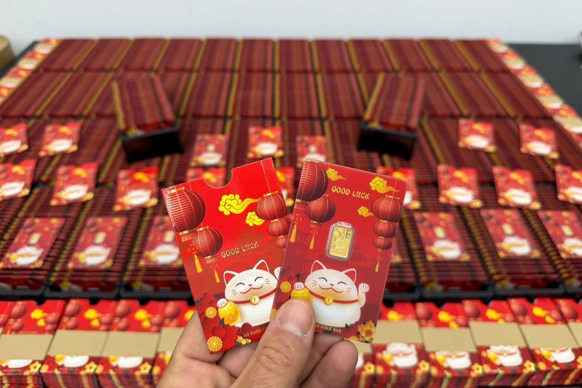 Super LOW Mintage of 3,000 Worldwide Pamp 1 Gram Gold Lucky Cat- Ships Next Week