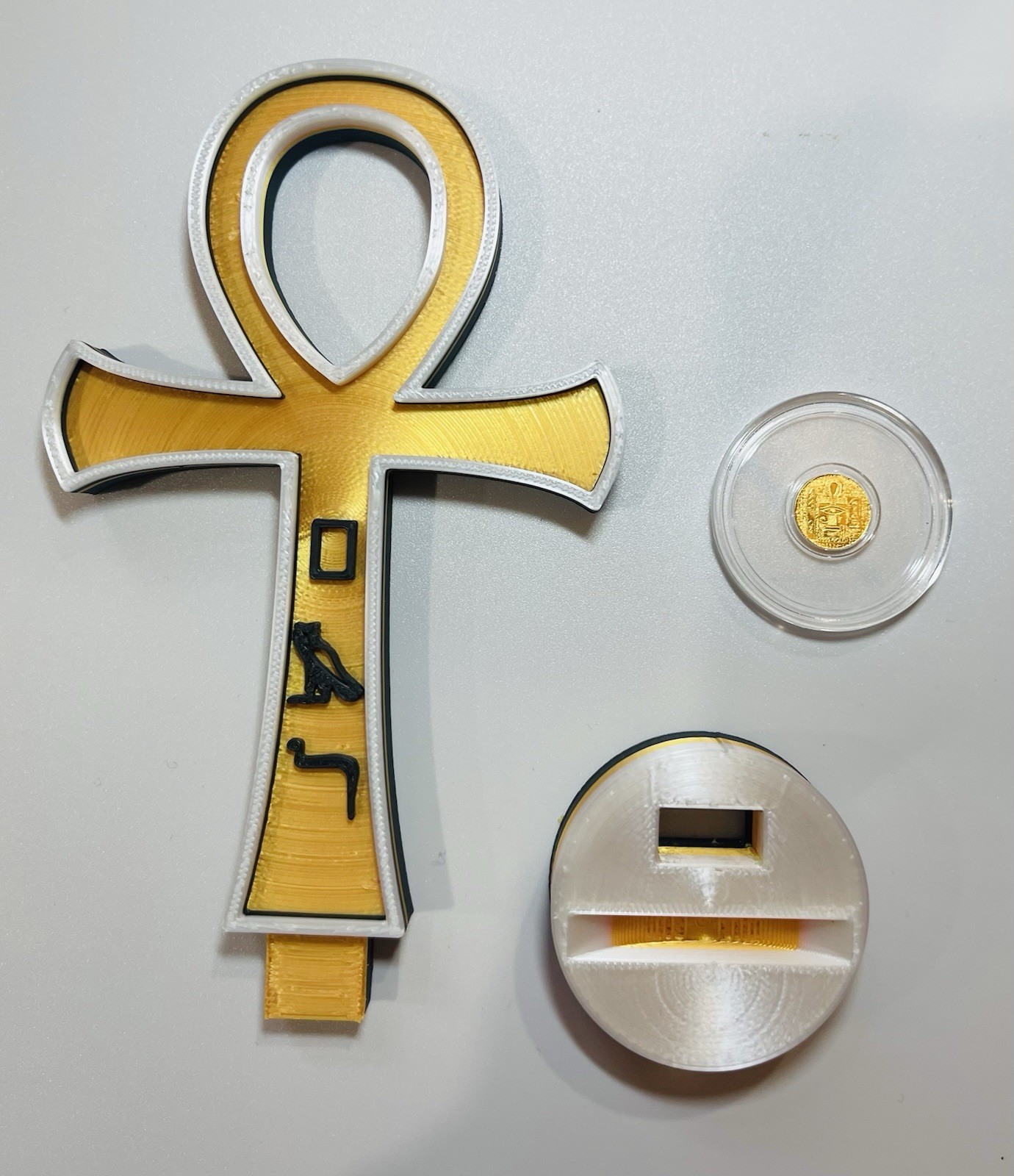 ⭐️Egyptian Golden Ankh 1/200 oz .9999 Gold Coin In Capsule W/ 3D Printed Stand