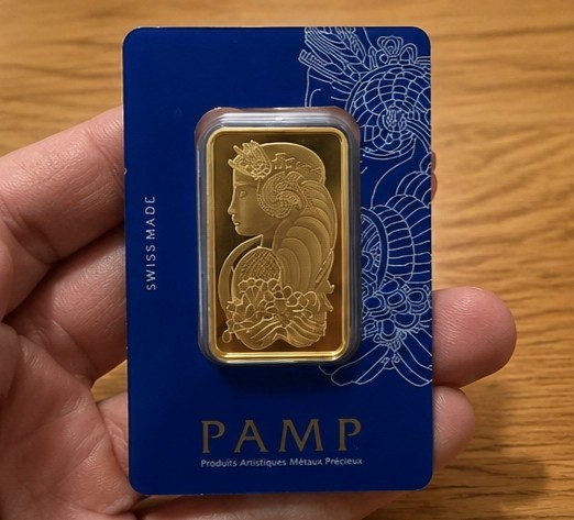 PAMP Suisse 1 oz 999.9 Fine Gold Bar Bullion in Veriscan Assay Card
