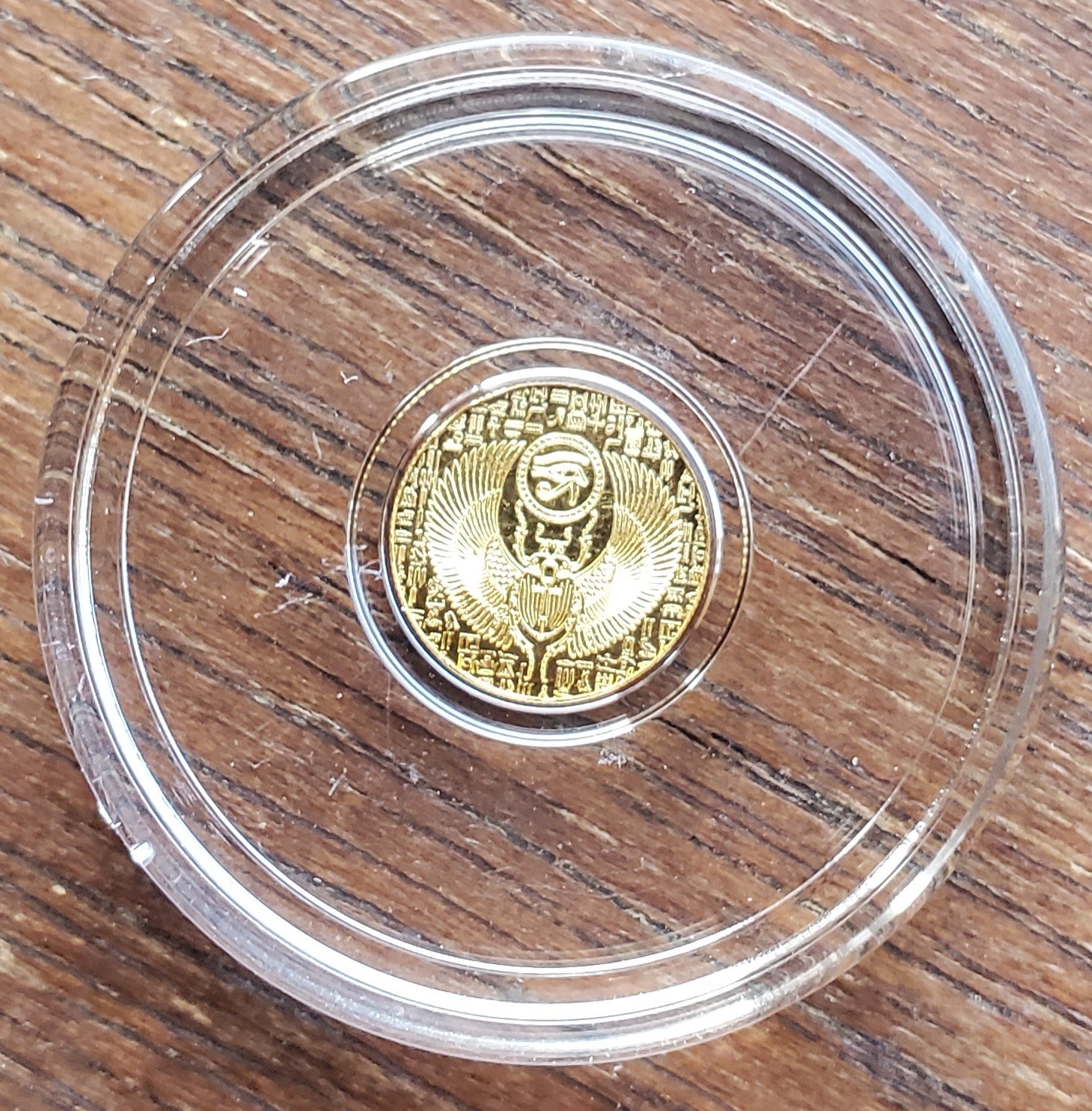 1/200th oz .9999 Pure Gold Monarch Egyptian Scarab Anhk Encapsulated Round.