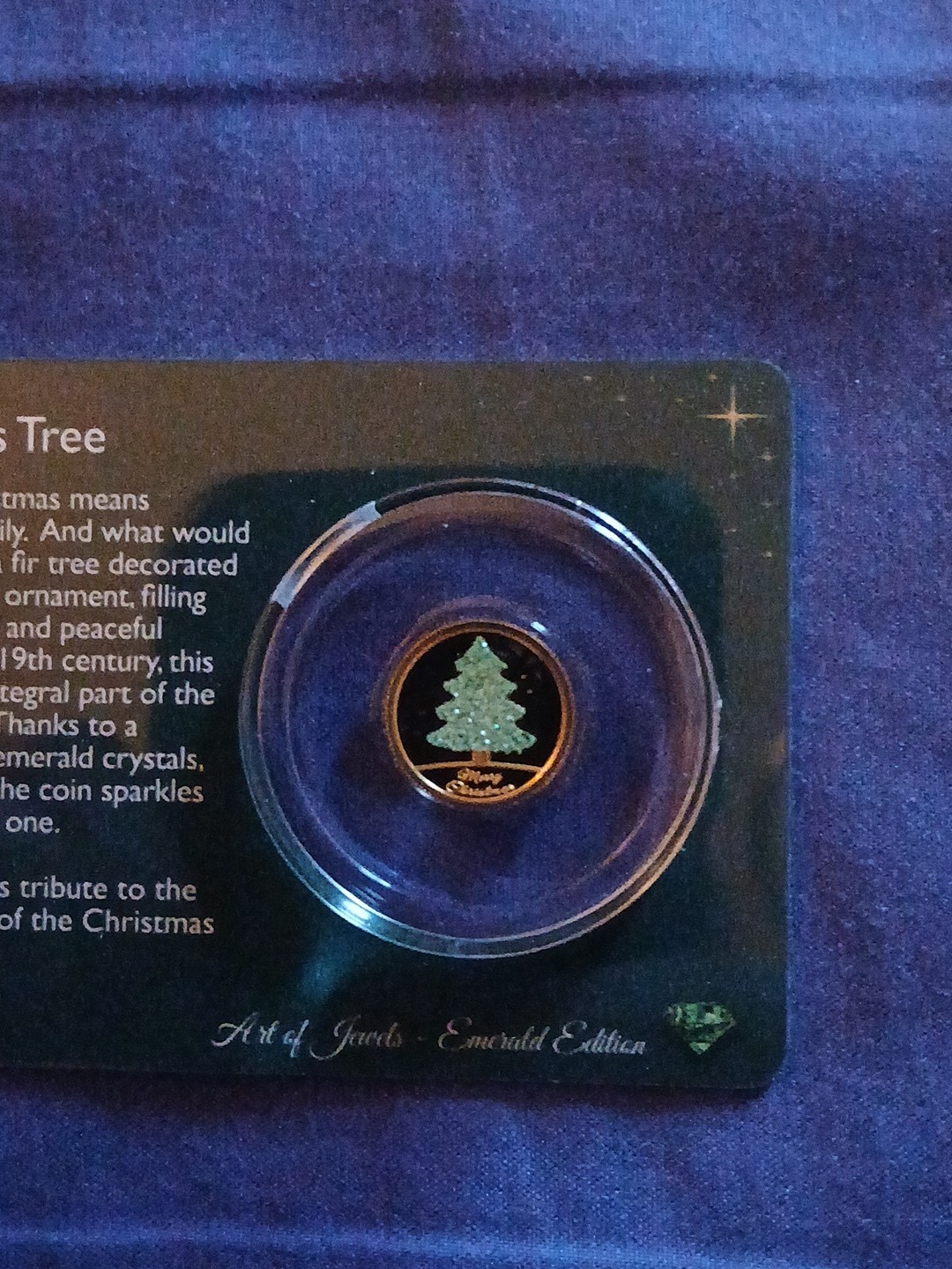 Gold 1/100th oz 999 Fine Gold Christmas Tree In Capsule 24k Pure Gold