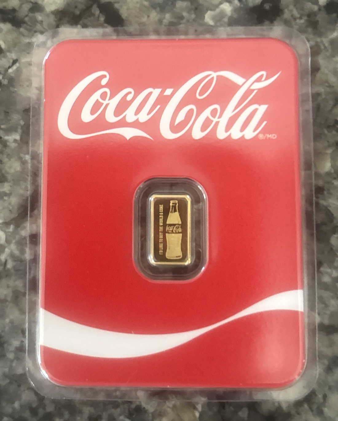 Pure Gold Coca Cola Bottle And Logo Limited Edition Gold Bar In Coke Assay 1/2 g