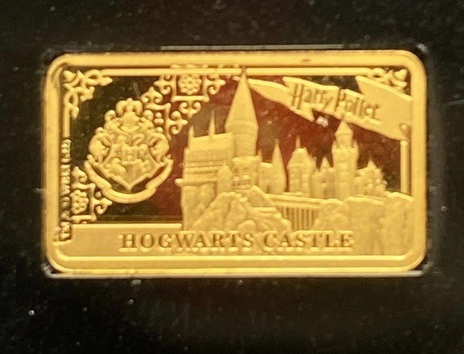 2022 Cook Islands Harry Potter .5 Half Gram Gold Bar Hogwarts Castle .999 24K
