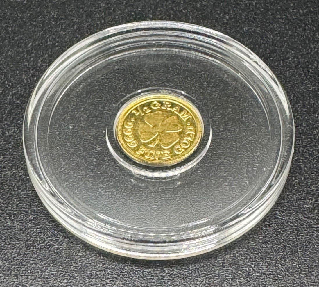 1/2 Gram Monarch Precious Metals .9999 Fine Gold Bullion Round in Capsule
