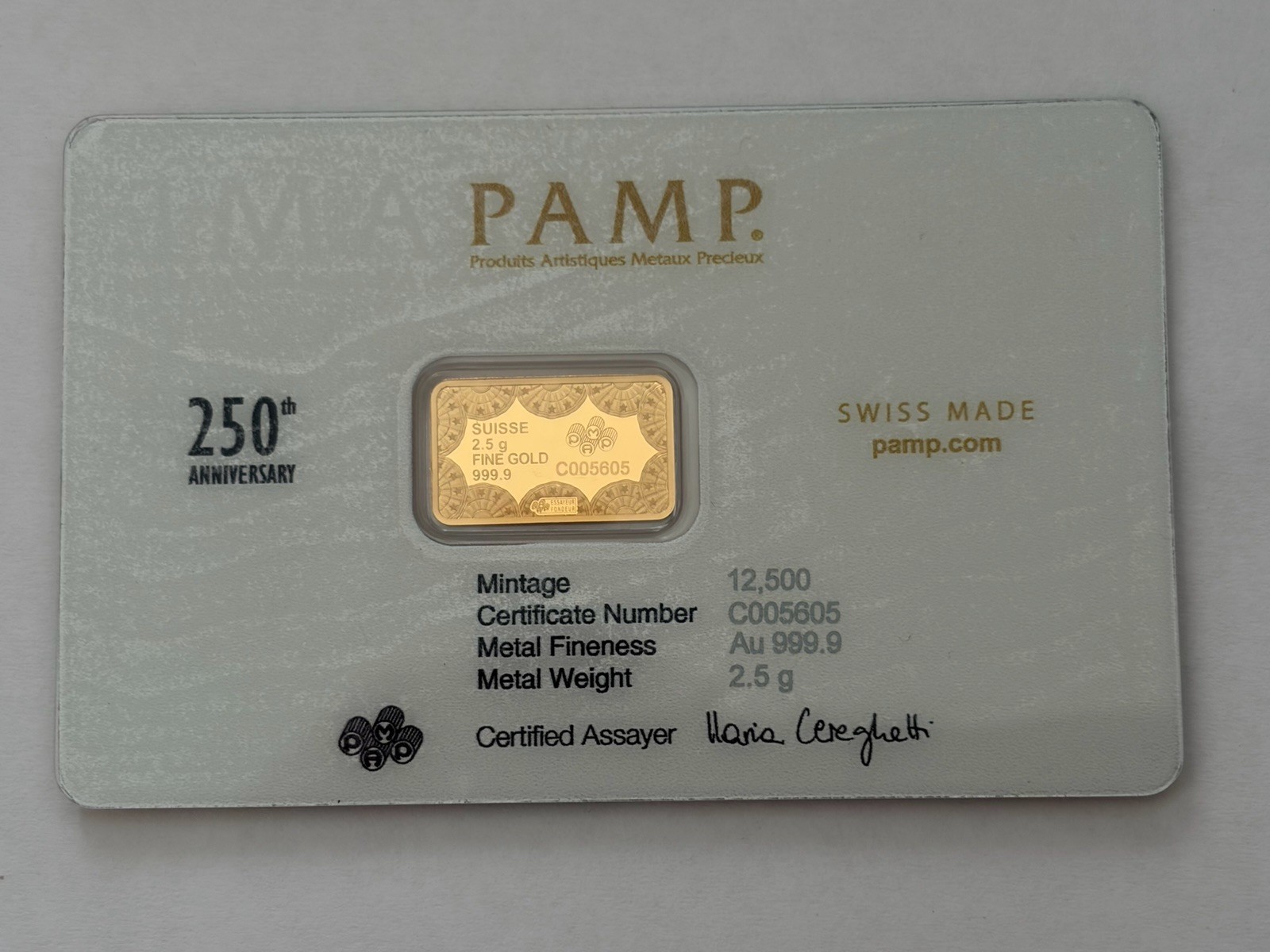 1776-2026 PAMP Suisse 2.5g .9999 Fine Gold Bar USA Flag 250th Anniv Assay Card