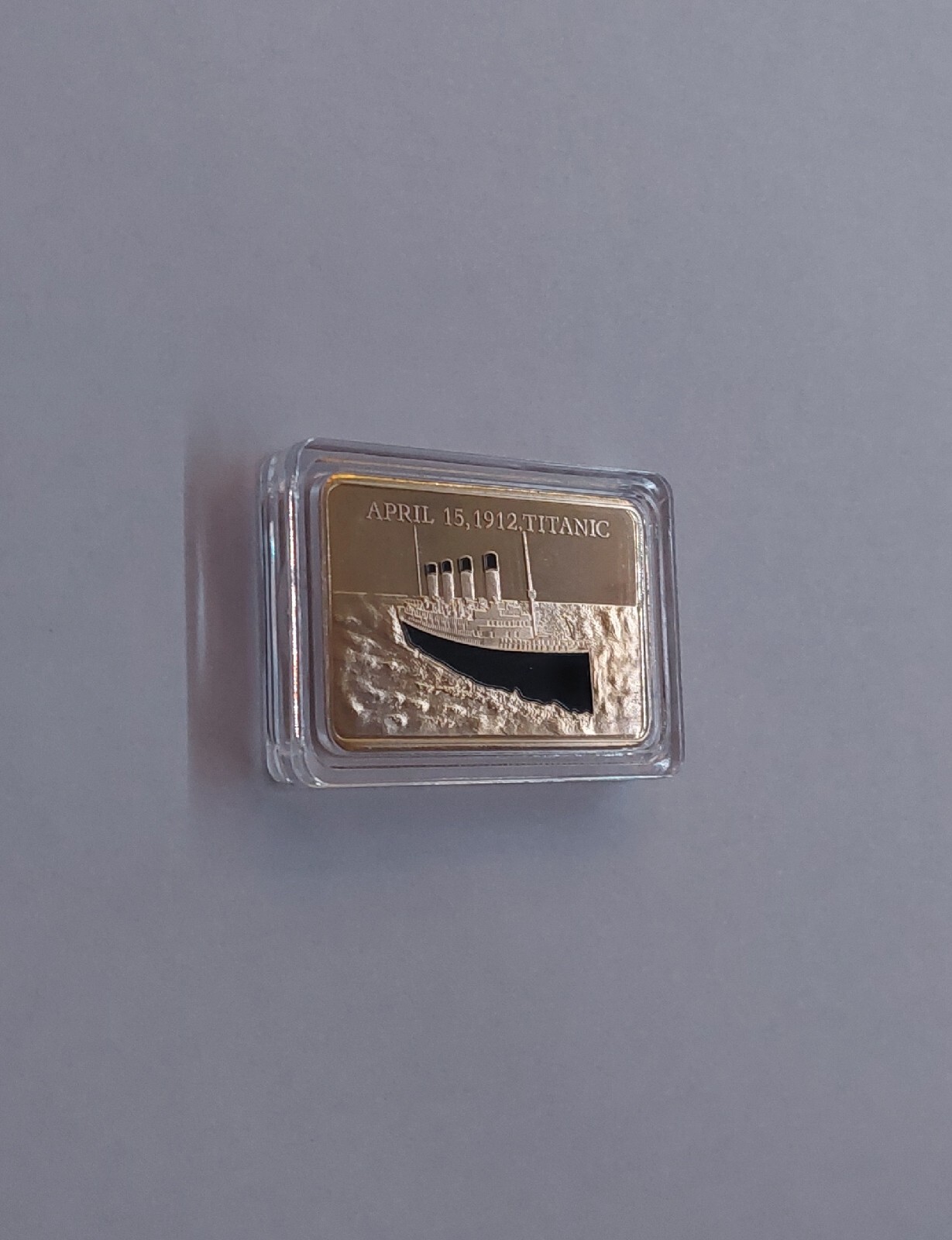 1 Ounce 100 MILLLS GOLD TITANIC MEMORIAL COLLECTORS BULLLION BAR .999 FINE 24K!