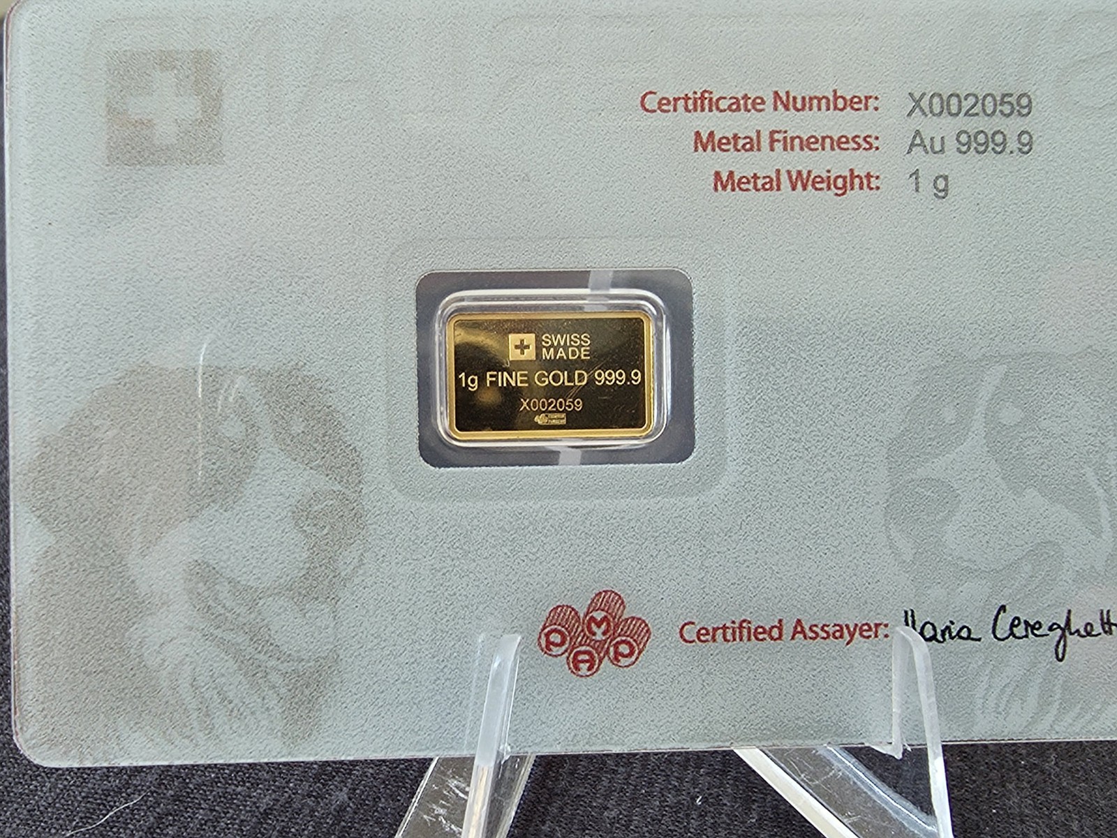 PAMP Suisse Bernese Mountain Dog 1g Gold Bar Red Series Switzerland Goldbarren