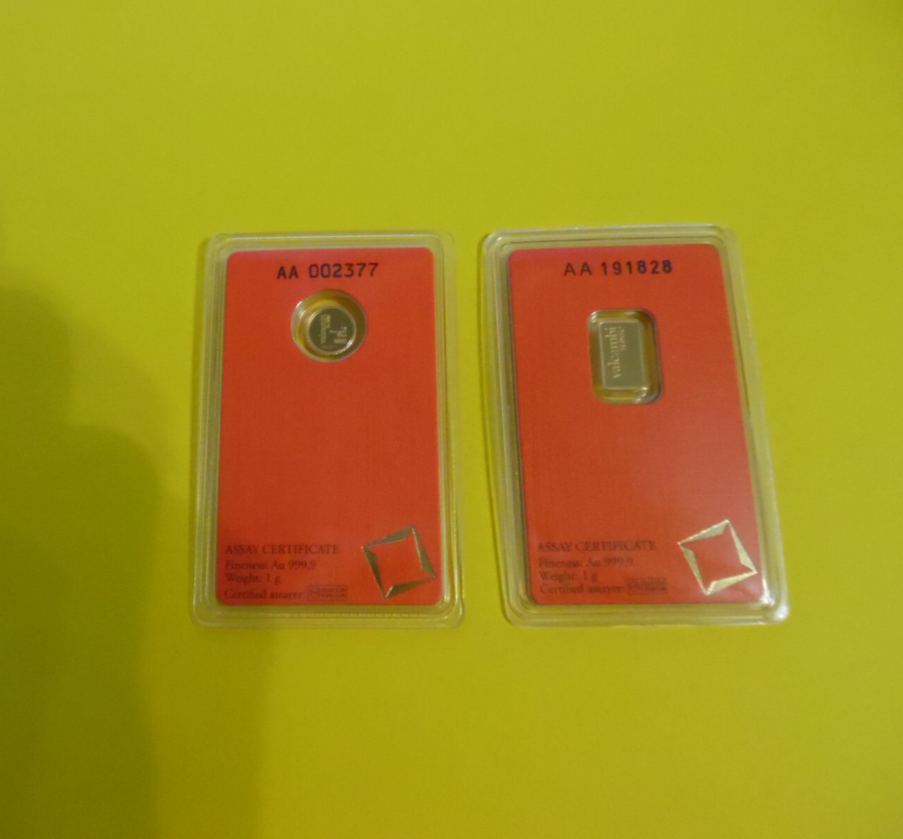 2 Lot 1 Gram each .9999 Fine Gold Bar and Round Valcambi Logo Assay