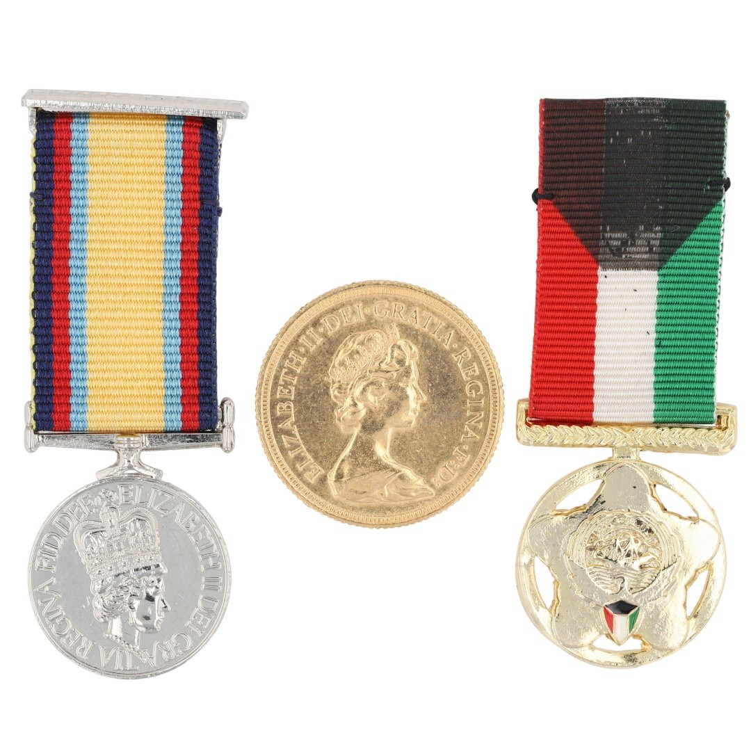 1996 Gulf War Behind Enemy Lines Gold Sovereign Coin & Medal Set Limited Edition