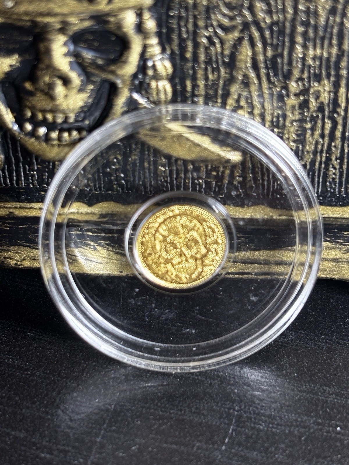 1/200 oz .9999 Fine Gold Round – Monarch Day of the Dead Rose Skull – Capsule
