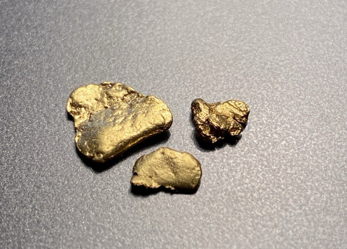 3 Alaskan Gold Nugget 1 Gram Gold Total 22-24K Natural Gold .999 Millennial Era