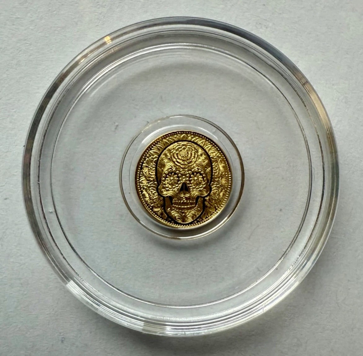 1/200 oz .9999 Fine Gold Round 💀Sugar Skull in Capsule Day of the Dead 💀