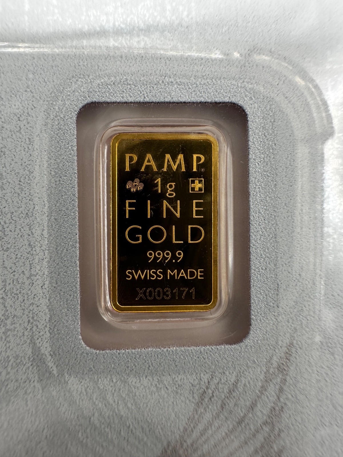 PAMP Suisse Bald Eagle 1g Gold Bar .999 Red Series Switzerland Goldbarren