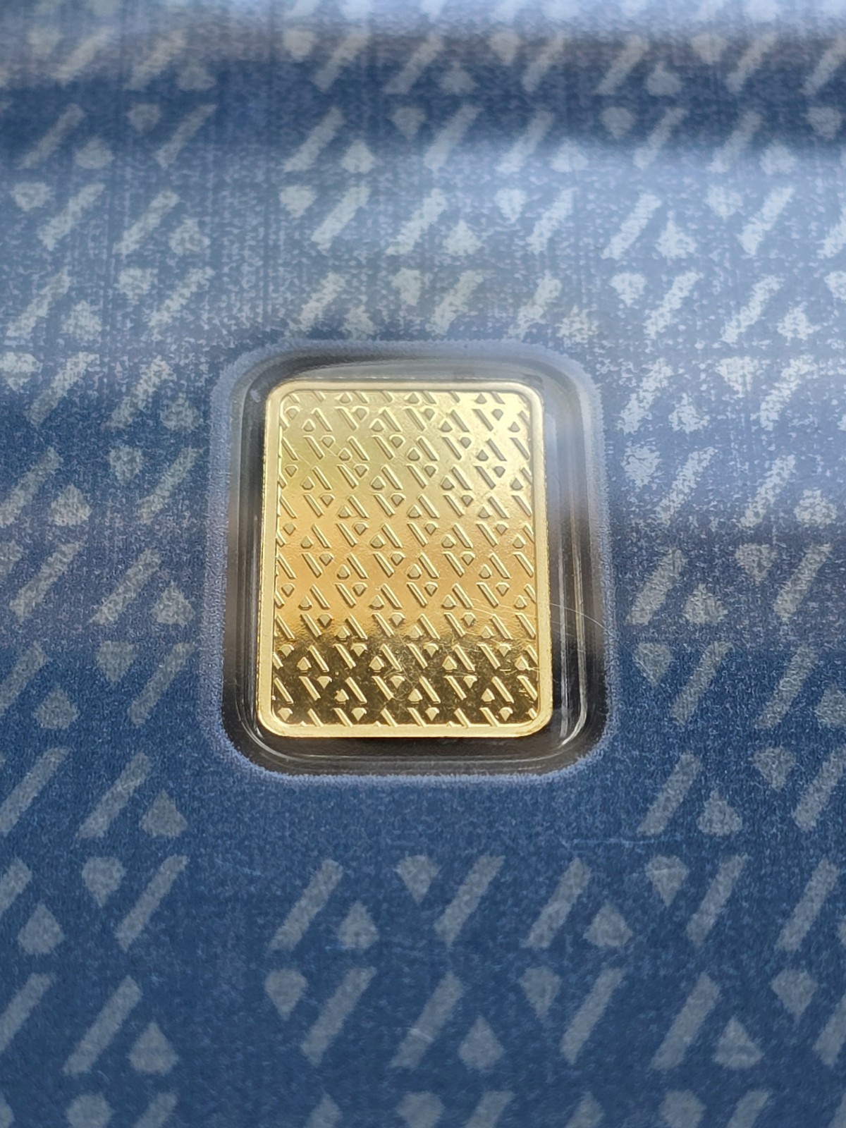 2.5 Gram .999 Fine Gold Acre Bar Assay Original, Sealed Clean