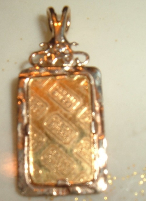 24K GOLD 3 DIAMOND Credit Suisse 999.9 FINE INGOT BAR w/ 14K PENDANT BEZEL 2.15g