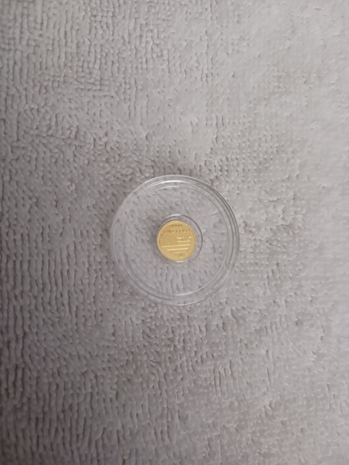 1/100 oz .9999 Fine Gold Round Monarch American Eagle coin/round in Capsule