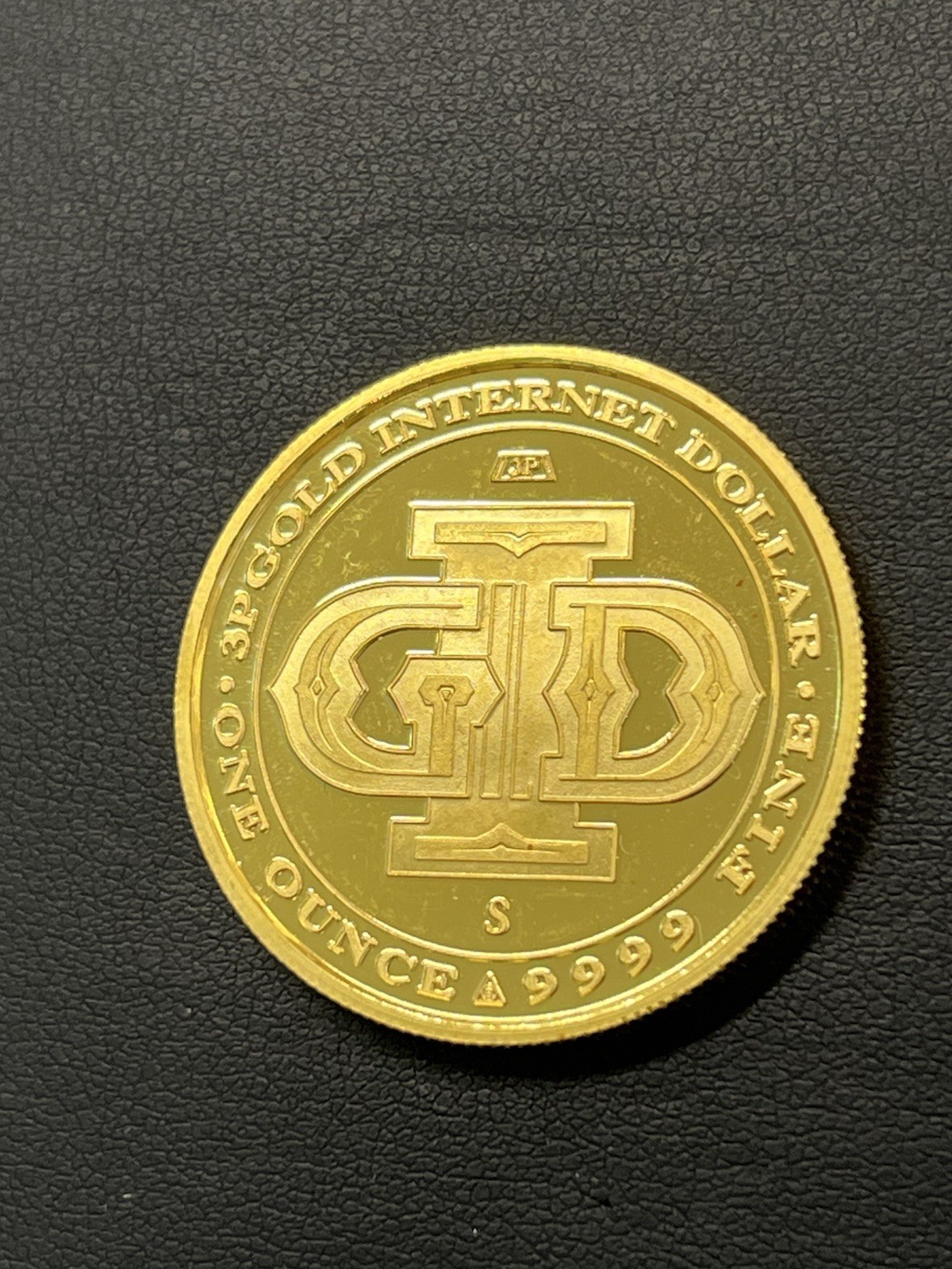 EXTREMELY RARE – 2001 Liberty 3P Gold Internet Dollar- 1 troy oz Gold .9999 Fine