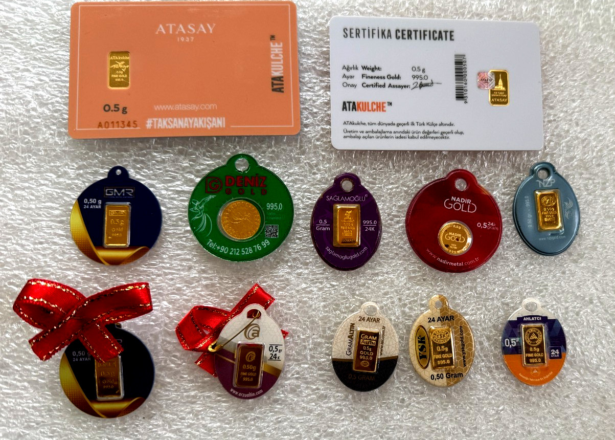 mixed 1/2 gm sealed gold bars x 1