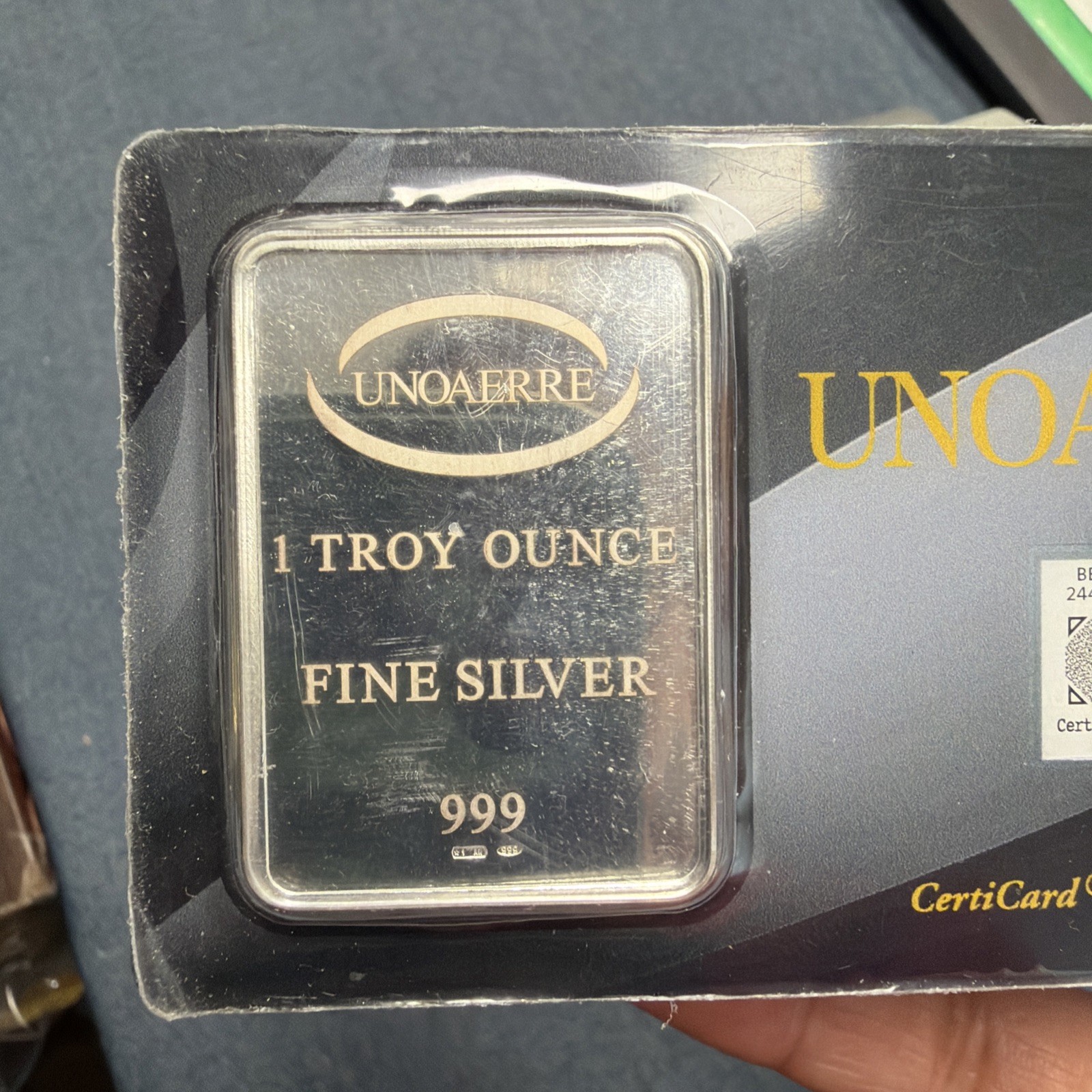 Rare Vintage 1 Ounce Silver bar In Assay Card Unoaerre Factory Sealed / Italy