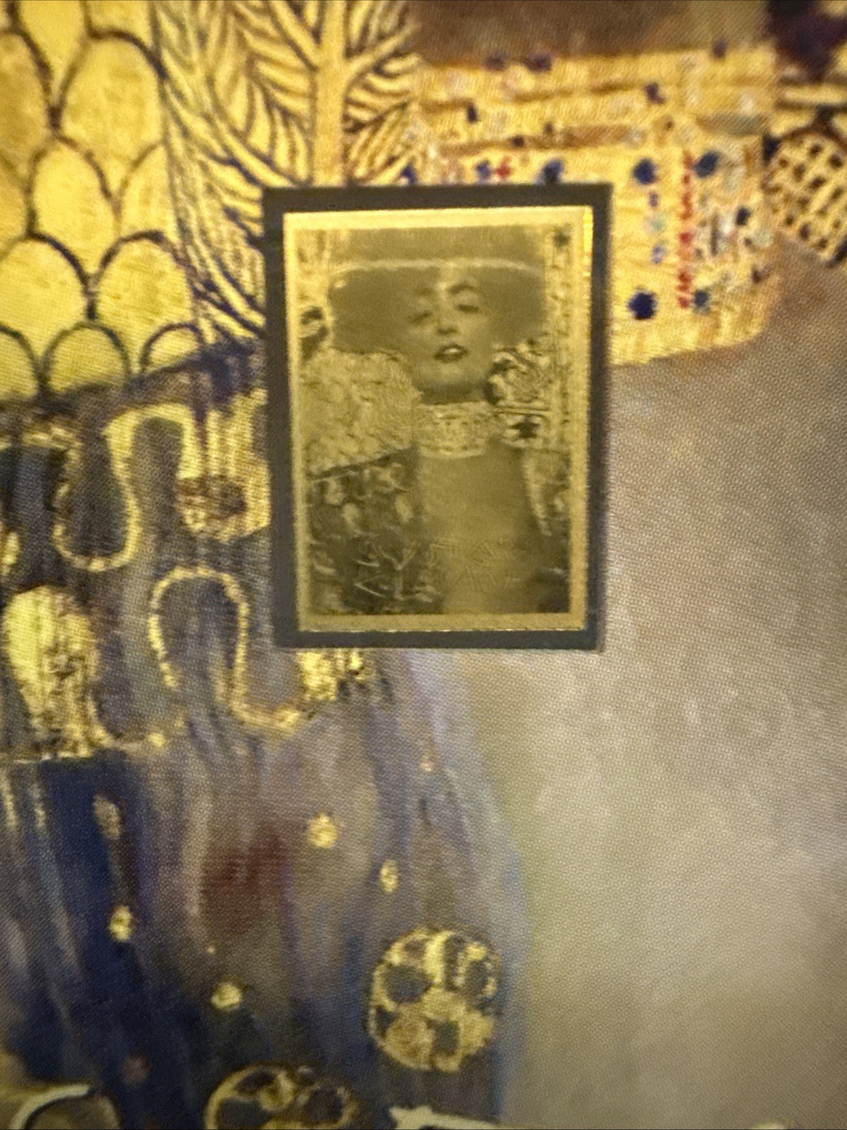 Gustav Klimt Judith and the Head of Holofernes 1/1000 Oz Gold Coin 3000 Francs
