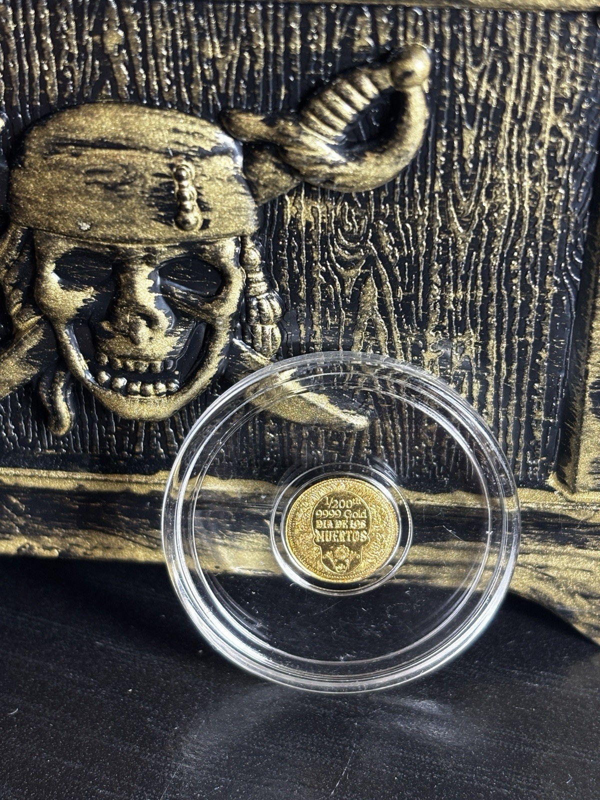 1/200 oz .9999 Fine Gold Round – Monarch Day of the Dead Rose Skull – Capsule