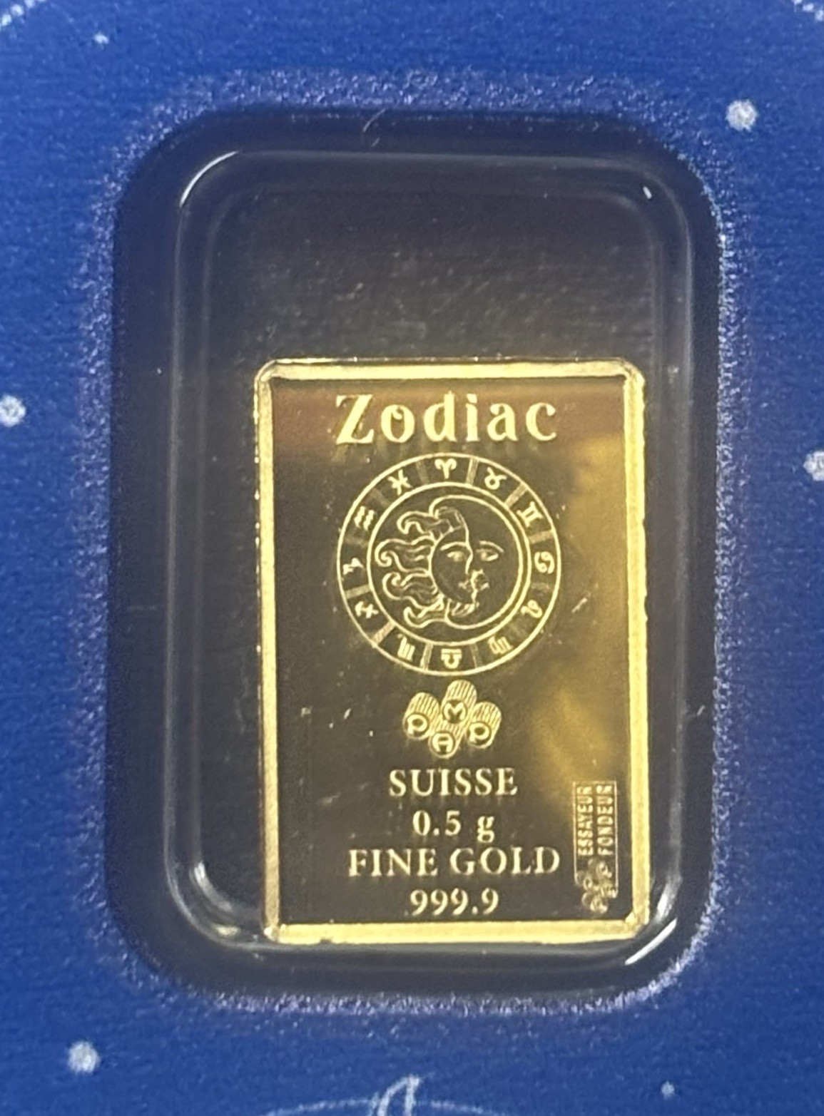 Pamp Suisse Zodiacs 0.5g Gold Bar in Assay Card – Capricorn