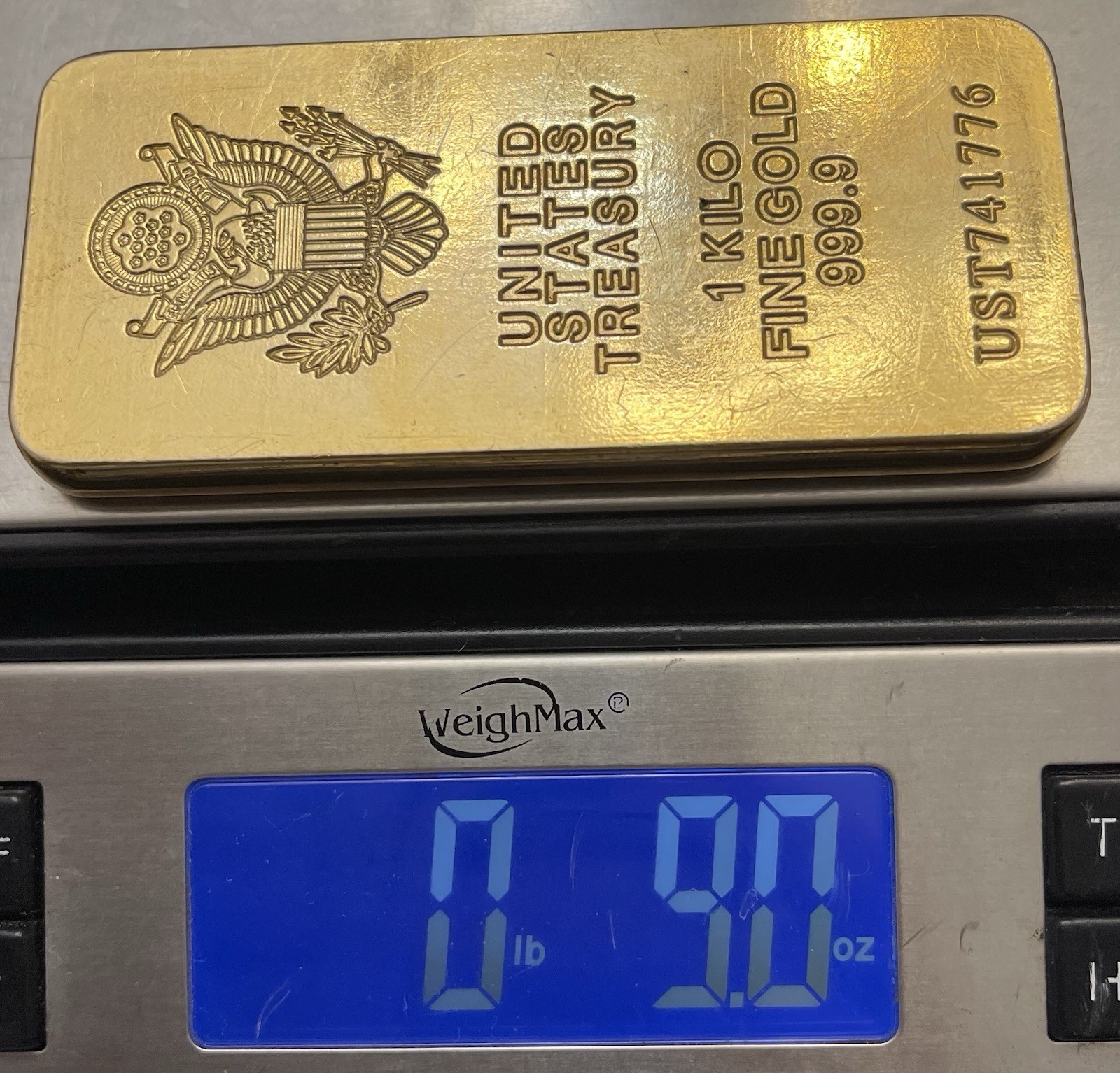 Faux 1 Kilo Gold Bar~For Prop~Display Ect (Actual Weight 256 Grams)