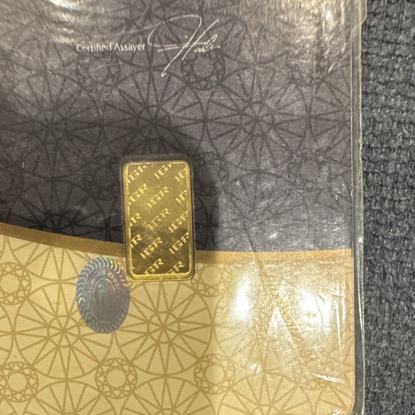 IGR Gold Bar 0.5g .9999 Fine Gold Bullion in Assay Certificate Card