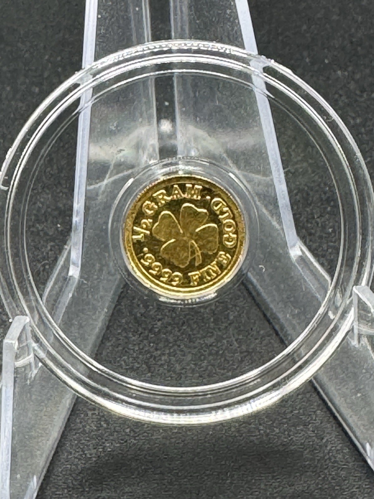 1/2 Gram Monarch Precious Metals .9999 Fine Gold Bullion Round in Capsule
