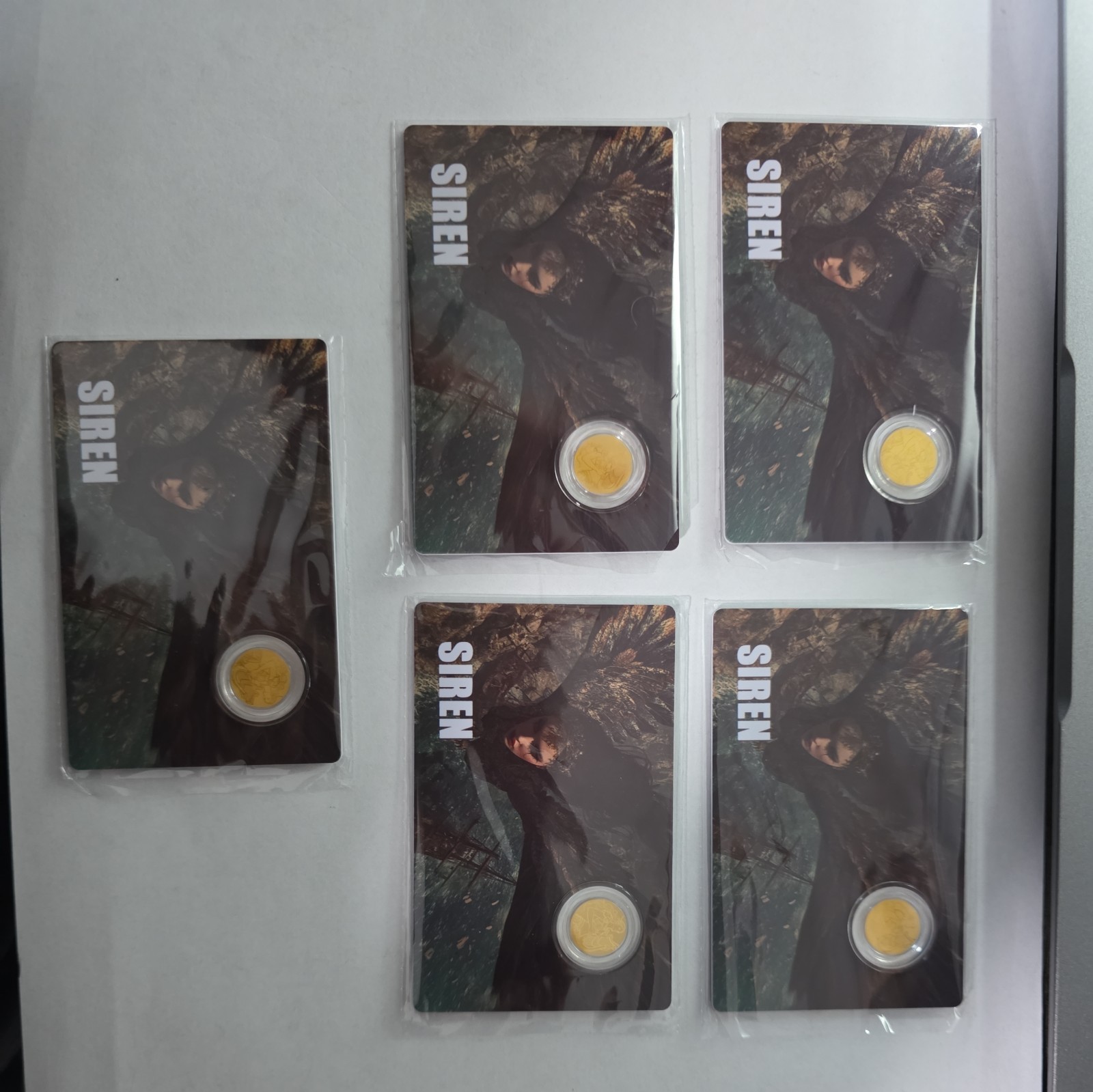 Lot of 5 SIREN 1/1000 oz Fine Gold 12mm Coin in Capsule Card 12$ Liberia
