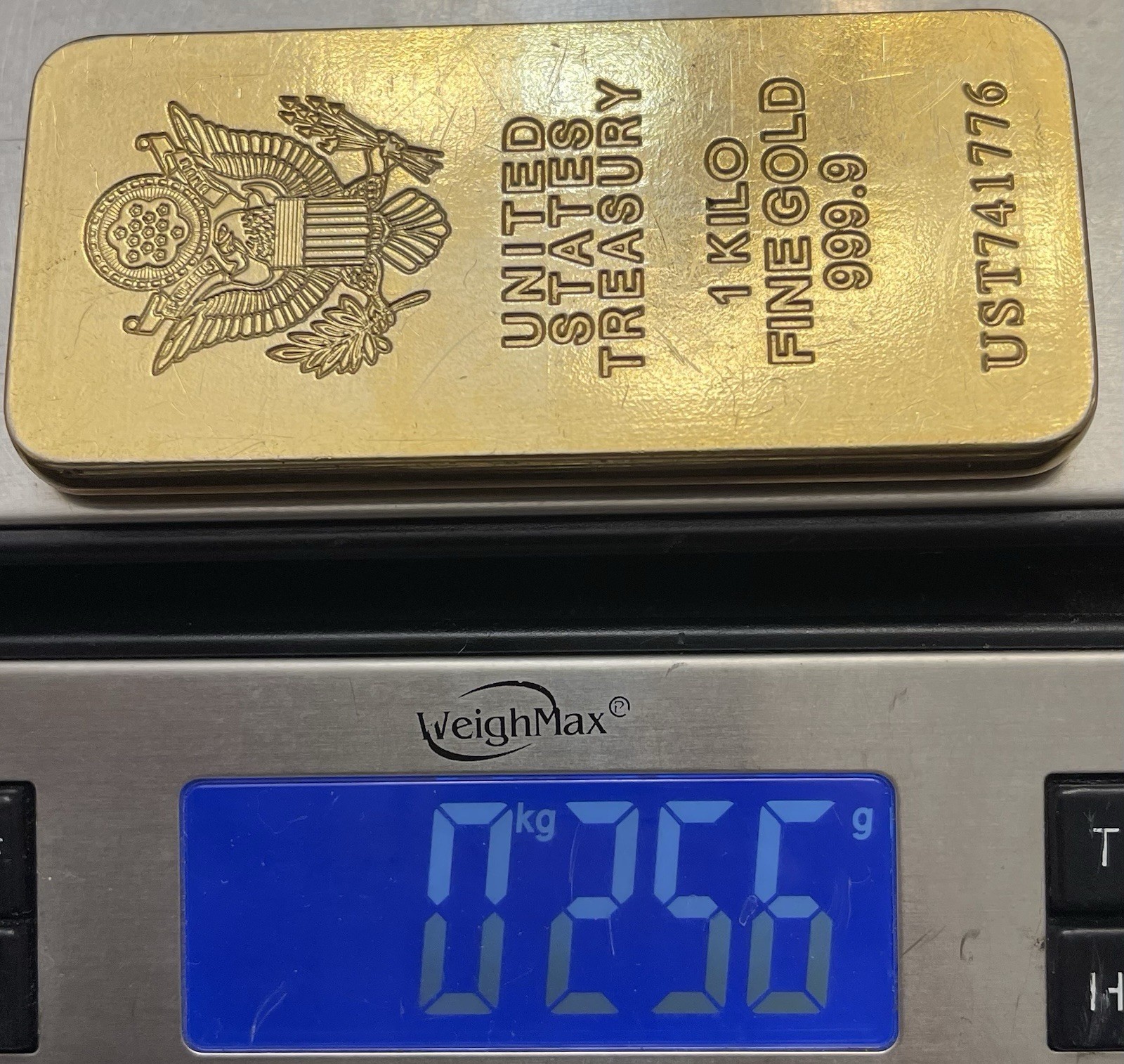 Faux 1 Kilo Gold Bar~For Prop~Display Ect (Actual Weight 256 Grams)